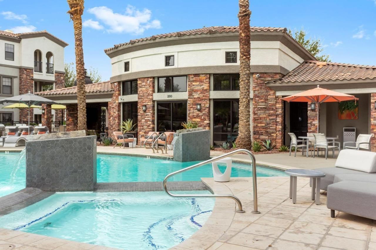 Cozysuites Glendale By The Stadium With Pool 06 Εξωτερικό φωτογραφία