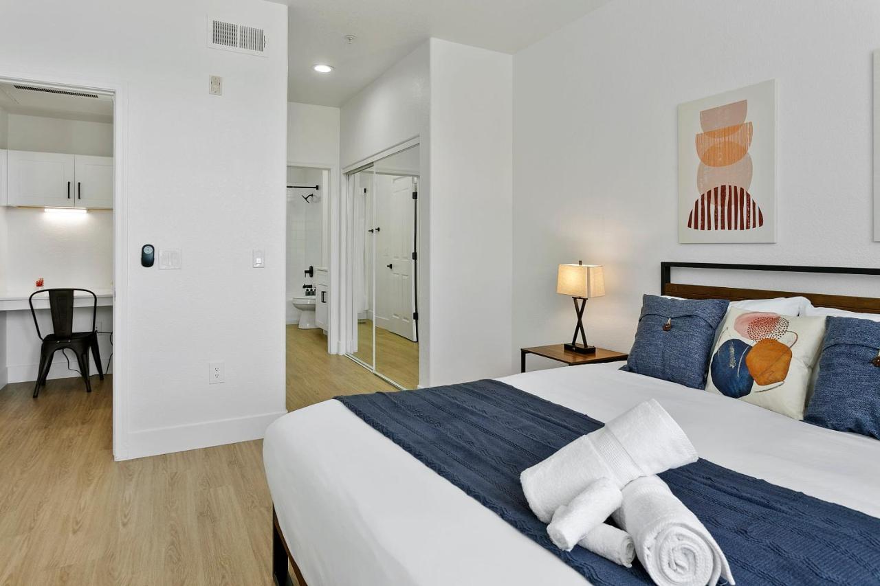 Cozysuites Glendale By The Stadium With Pool 06 Εξωτερικό φωτογραφία
